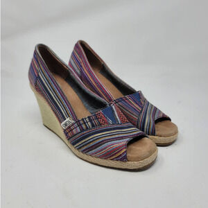 Toms Stella Wedge Size 6W Peep Toe Slip On Espadrille Sandals Canvas Striped